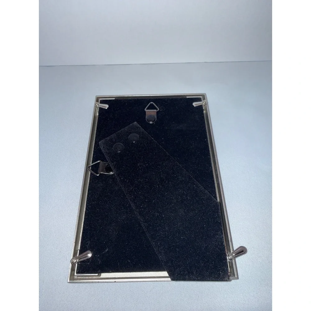 N/A silver tone